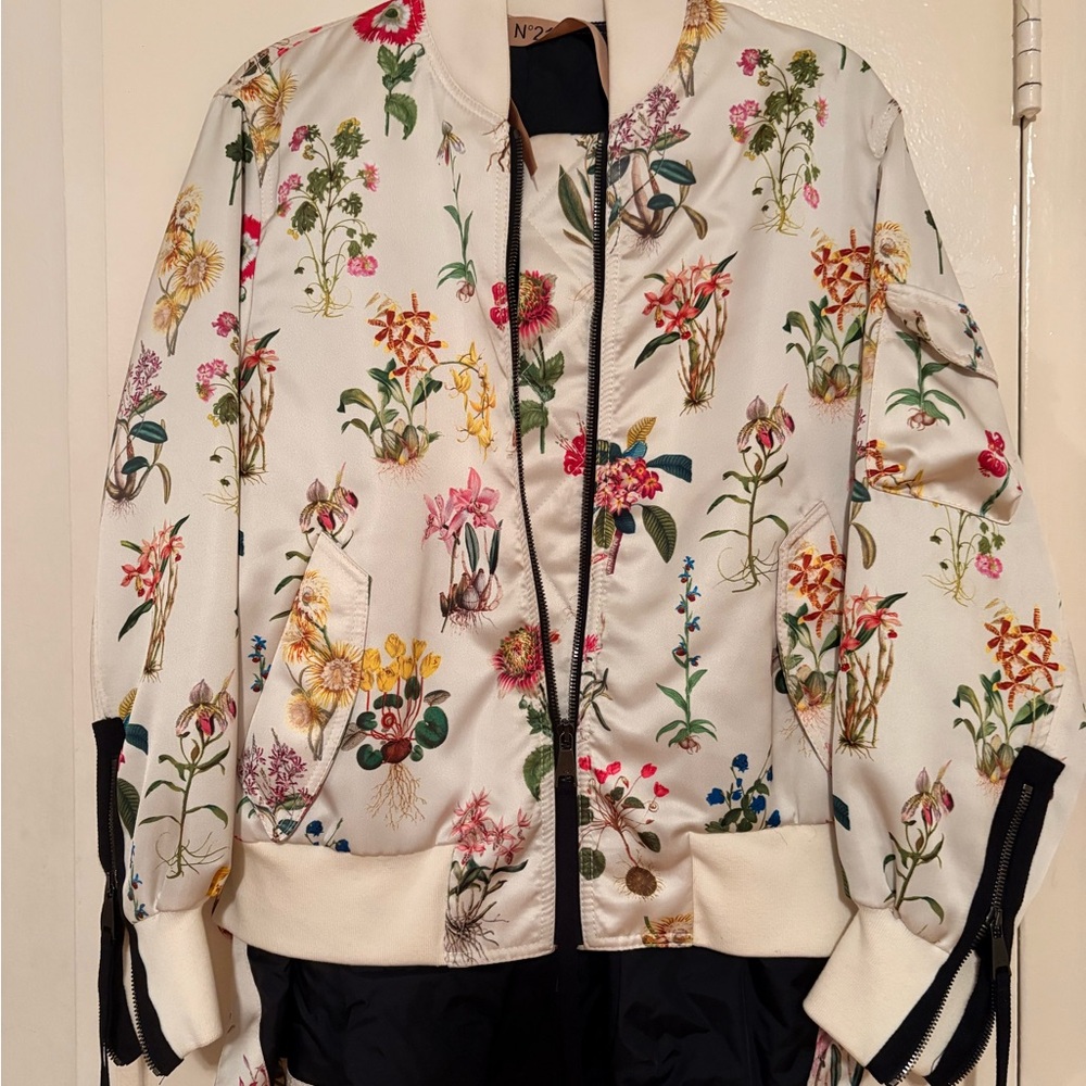 N°21 / N21 Floral Bomber Jacket.” Floral Print Women's Jacket